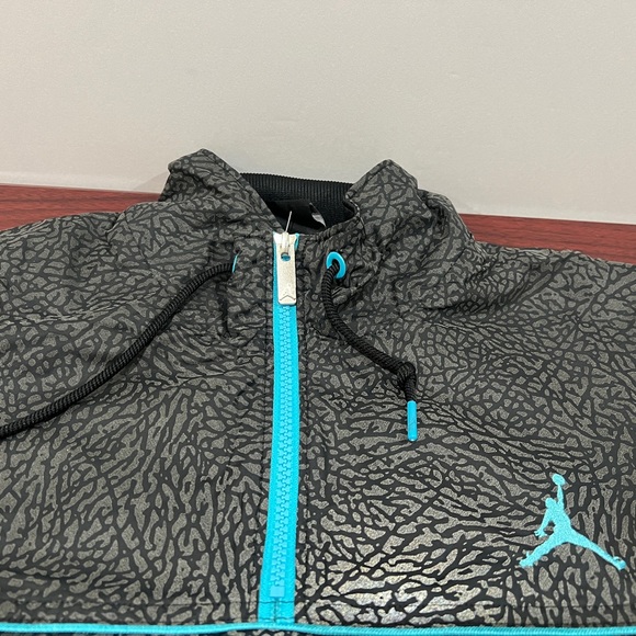 Jordan, Cement Print Reflective, Half Zip Windbreaker Jacket, Black & Blue - Picture 12 of 14